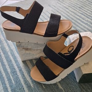 OTBT - Montane Black Platform Wedge